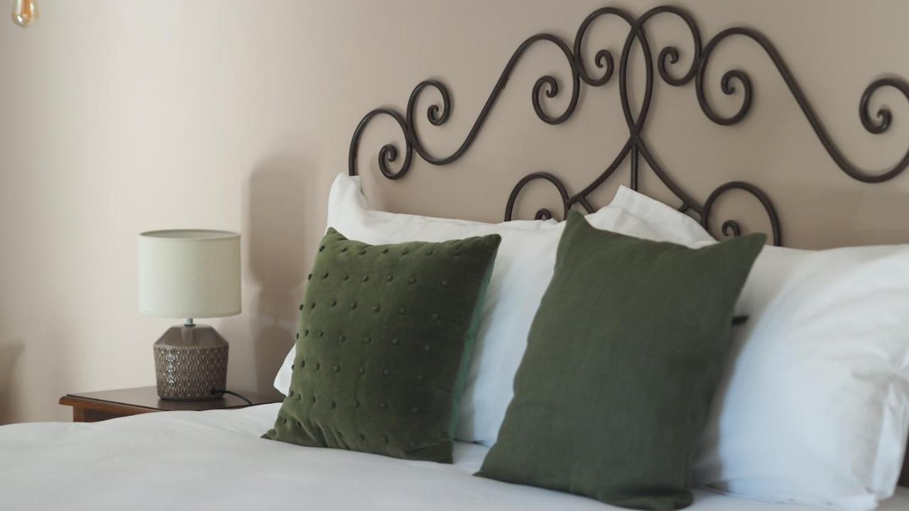 Bed and Breakfast L'Ermitage De Saint-Bardoux Exterior foto